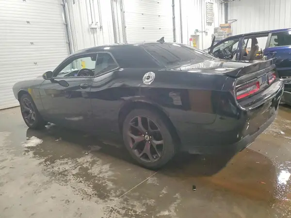 2C3CDZAGXJH305377 2018 DODGE CHALLENGER - Image 2
