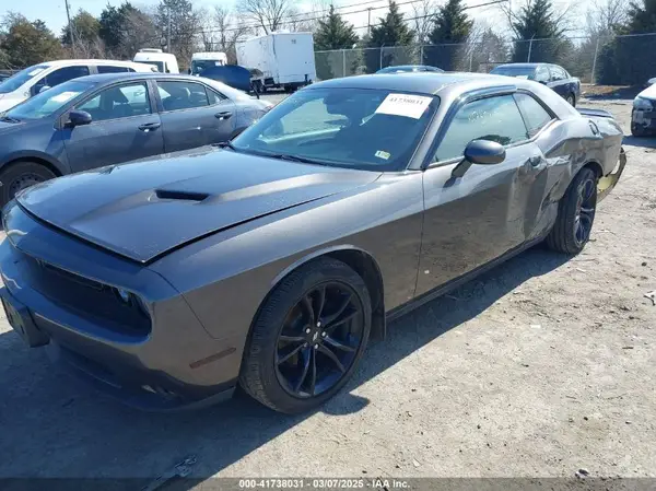 2C3CDZAGXJH322454 2018 DODGE CHALLENGER - Image 2