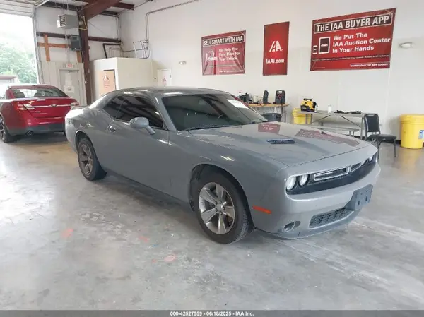 2C3CDZAGXJH334488 2018 DODGE CHALLENGER - Image 1