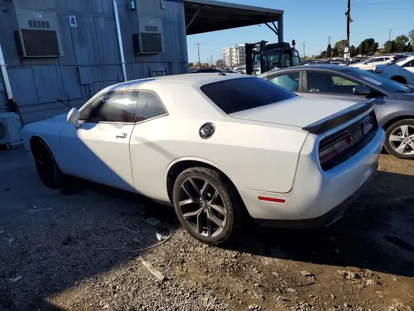 2C3CDZAGXKH551329 2019 DODGE CHALLENGER - Image 2
