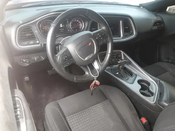 2C3CDZAGXKH560595 2019 DODGE CHALLENGER - Image 8