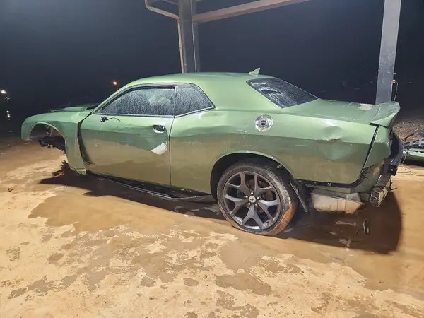 2C3CDZAGXKH587344 2019 DODGE CHALLENGER - Image 2