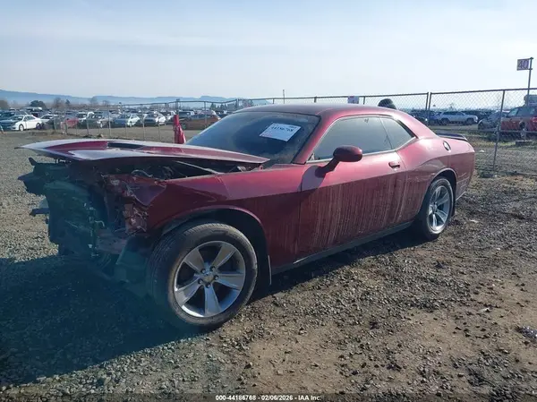 2C3CDZAGXKH593970 2019 DODGE CHALLENGER - Image 2