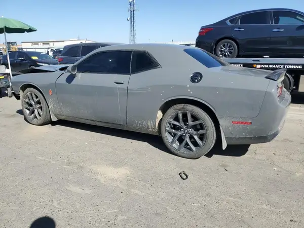 2C3CDZAGXKH637336 2019 DODGE CHALLENGER - Image 2