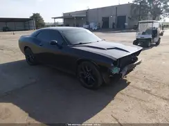 2C3CDZAGXKH638034 2019 DODGE CHALLENGER
