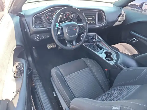 2C3CDZAGXKH677450 2019 DODGE CHALLENGER - Image 8