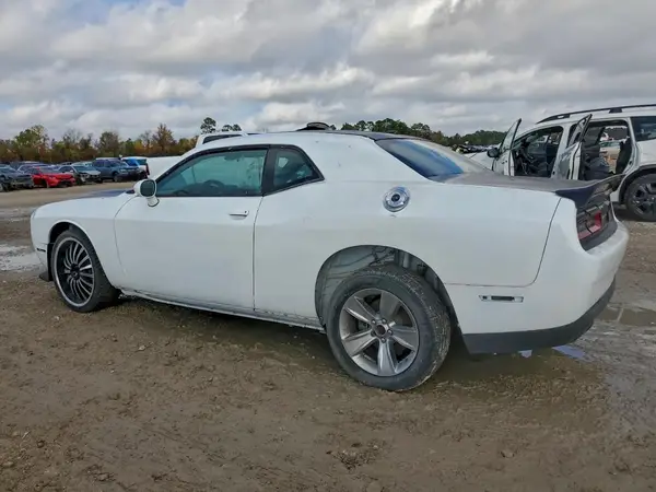 2C3CDZAGXLH105439 2020 DODGE CHALLENGER - Image 2