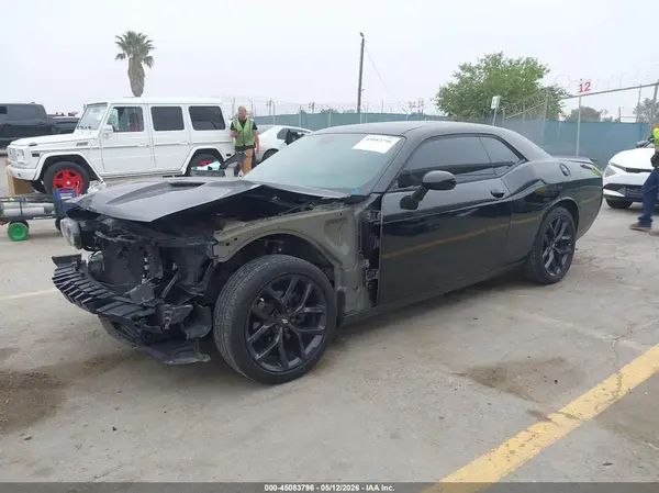 2C3CDZAGXLH173840 2020 DODGE CHALLENGER - Image 2