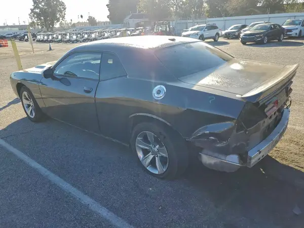 2C3CDZAGXLH178049 2020 DODGE CHALLENGER - Image 2