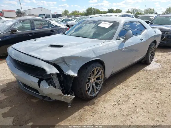 2C3CDZAGXLH202253 2020 DODGE CHALLENGER - Image 2