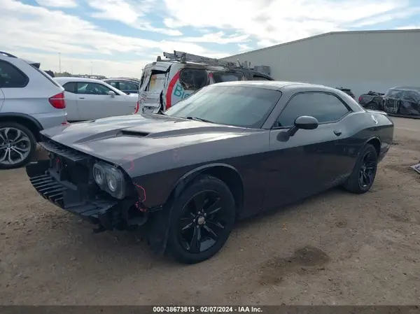 2C3CDZAGXLH210241 2020 DODGE CHALLENGER - Image 2