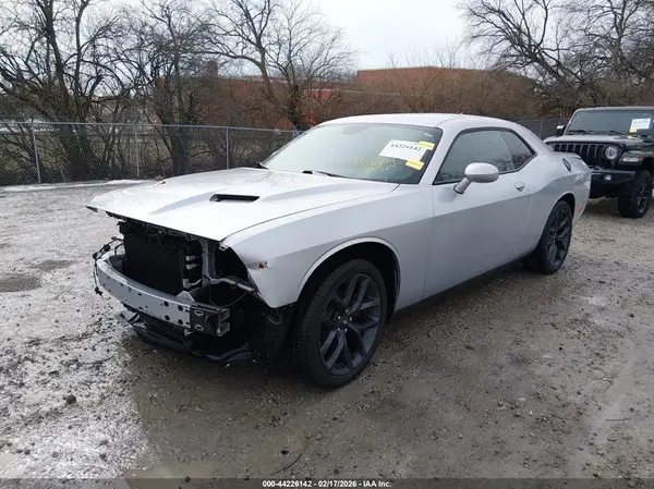 2C3CDZAGXLH214886 2020 DODGE CHALLENGER - Image 2