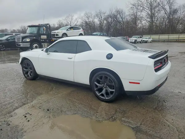 2C3CDZAGXLH236242 2020 DODGE CHALLENGER - Image 2