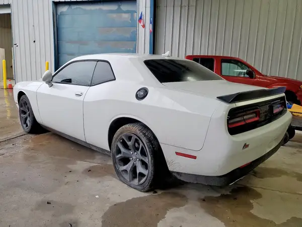2C3CDZAGXLH243210 2020 DODGE CHALLENGER - Image 2