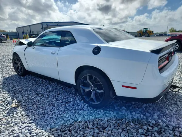 2C3CDZAGXLH243482 2020 DODGE CHALLENGER - Image 2