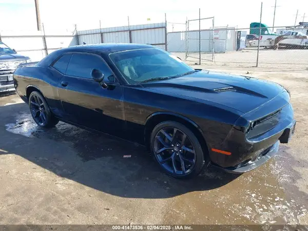 2C3CDZAGXMH531228 2021 DODGE CHALLENGER - Image 1