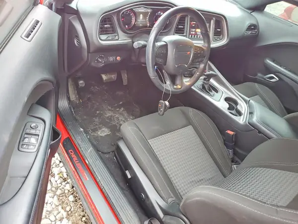 2C3CDZAGXMH586861 2021 DODGE CHALLENGER - Image 8