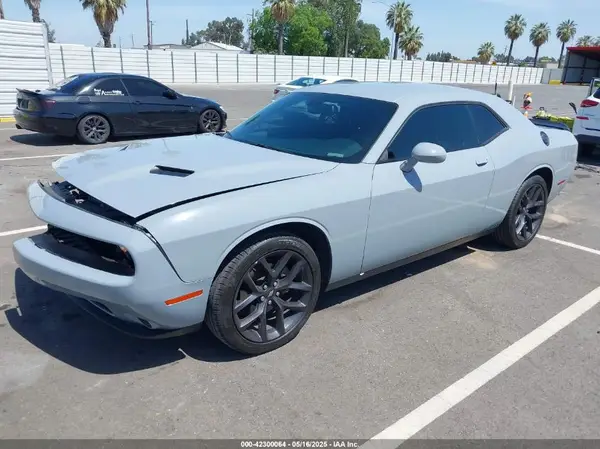 2C3CDZAGXMH599674 2021 DODGE CHALLENGER - Image 2