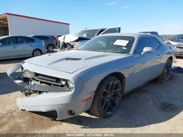 2C3CDZAGXNH160119 2022 DODGE CHALLENGER - Image 2