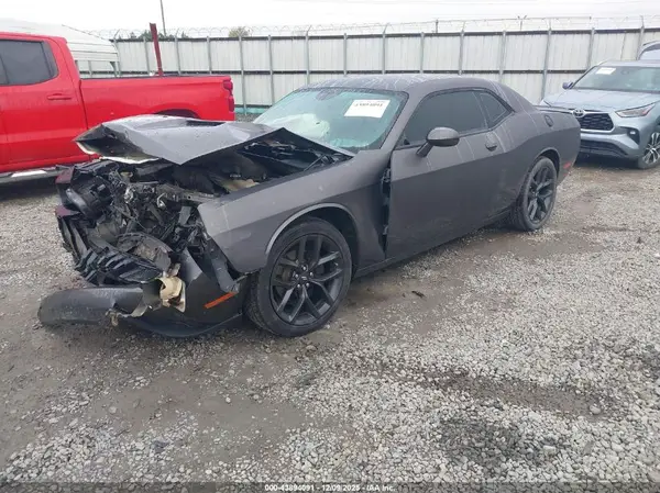 2C3CDZAGXNH182279 2022 DODGE CHALLENGER - Image 2