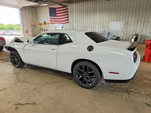 2C3CDZAGXNH263265 2022 DODGE CHALLENGER - Image 2