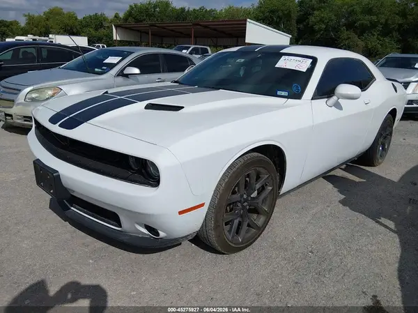 2C3CDZAGXPH546302 2023 DODGE CHALLENGER - Image 2