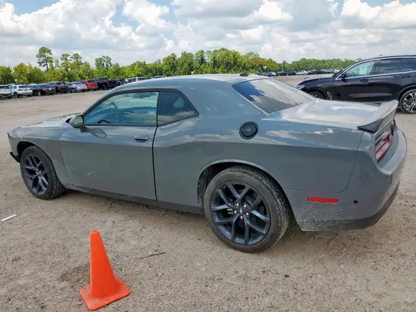 2C3CDZAGXPH590946 2023 DODGE CHALLENGER - Image 2