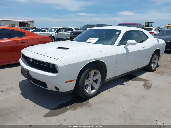 2C3CDZAGXPH596486 2023 DODGE CHALLENGER - Image 2