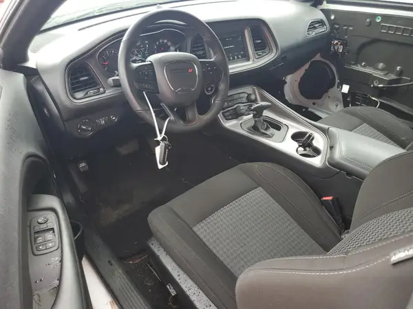 2C3CDZAGXPH658985 2023 DODGE CHALLENGER - Image 8