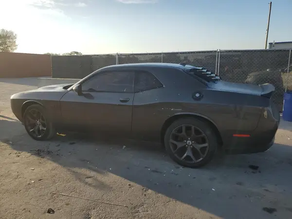 2C3CDZBT0GH158619 2016 DODGE CHALLENGER - Image 2