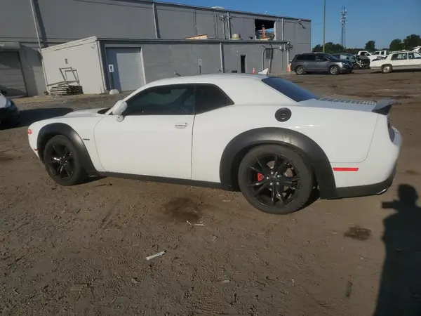 2C3CDZBT0GH210136 2016 DODGE CHALLENGER - Image 2