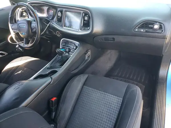 2C3CDZBT0GH210282 2016 DODGE CHALLENGER - Image 8