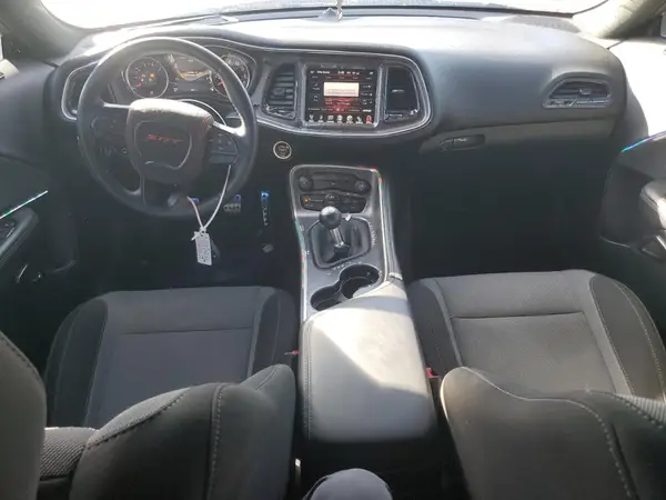 2C3CDZBT0GH300418 2016 DODGE CHALLENGER - Image 8