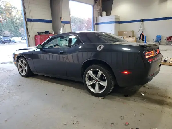 2C3CDZBT0HH580651 2017 DODGE CHALLENGER - Image 2