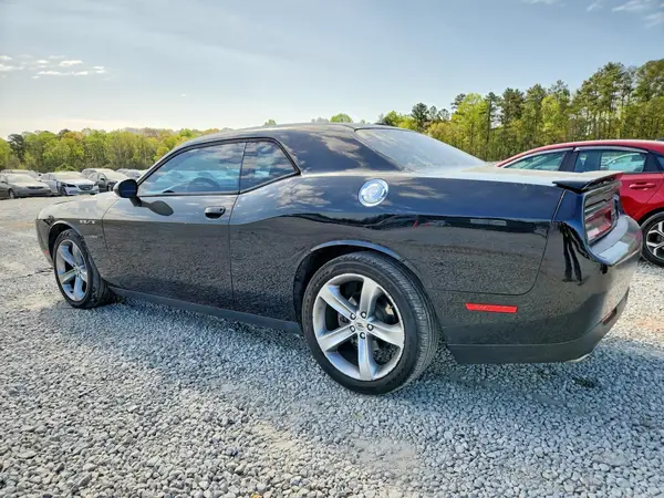 2C3CDZBT0HH583002 2017 DODGE CHALLENGER - Image 2