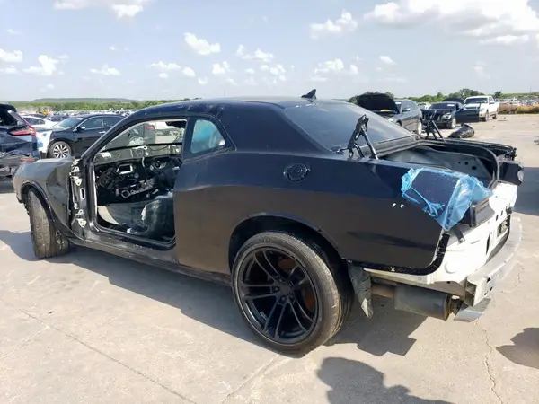 2C3CDZBT0HH592556 2017 DODGE CHALLENGER - Image 2