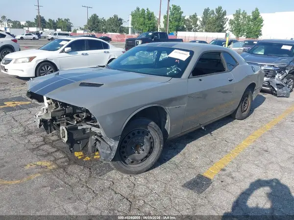 2C3CDZBT0HH600025 2017 DODGE CHALLENGER - Image 2
