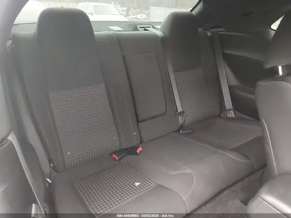 2C3CDZBT0HH651783 2017 DODGE CHALLENGER - Image 8