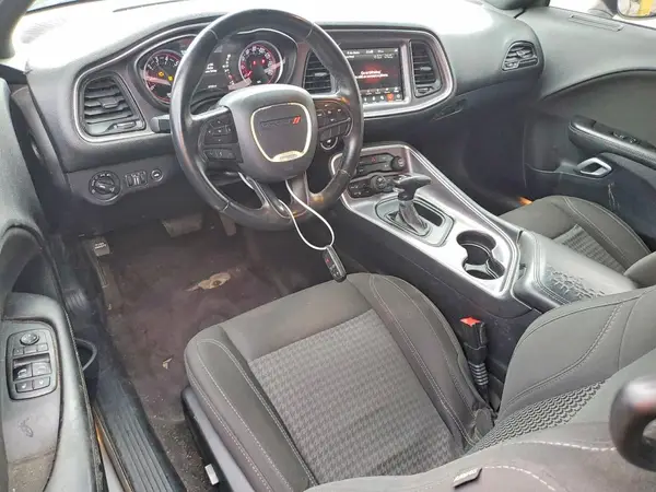 2C3CDZBT0HH658829 2017 DODGE CHALLENGER - Image 8