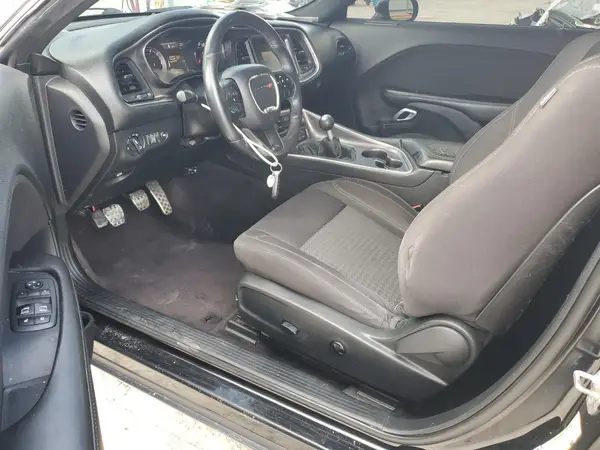 2C3CDZBT0HH666185 2017 DODGE CHALLENGER - Image 8