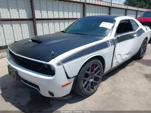 2C3CDZBT0JH220060 2018 DODGE CHALLENGER - Image 2