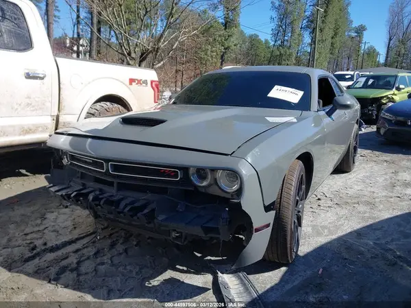 2C3CDZBT0KH627667 2019 DODGE CHALLENGER - Image 2