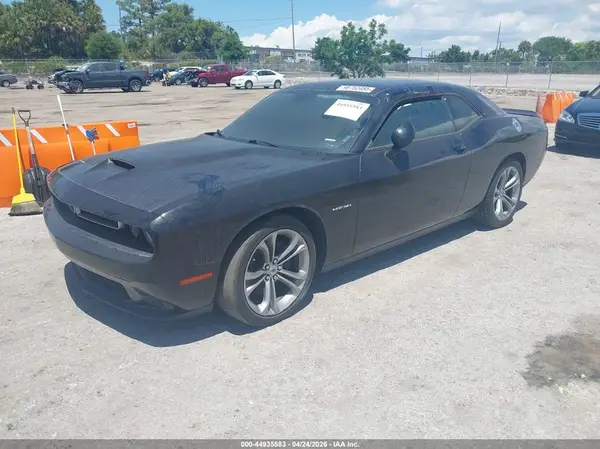 2C3CDZBT0LH125226 2020 DODGE CHALLENGER - Image 2