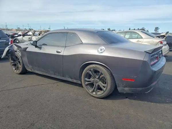 2C3CDZBT0LH142737 2020 DODGE CHALLENGER - Image 2