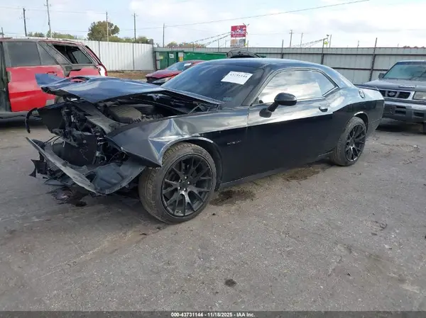 2C3CDZBT0LH172918 2020 DODGE CHALLENGER - Image 2