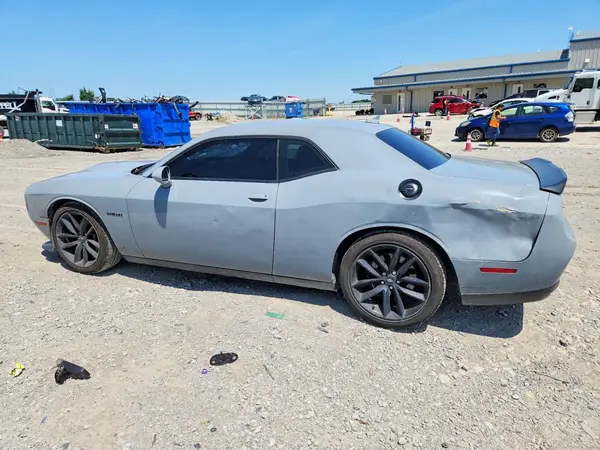 2C3CDZBT0LH226976 2020 DODGE CHALLENGER - Image 2