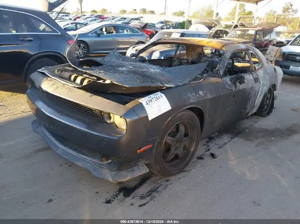 2C3CDZBT0LH242949 2020 DODGE CHALLENGER - Image 2