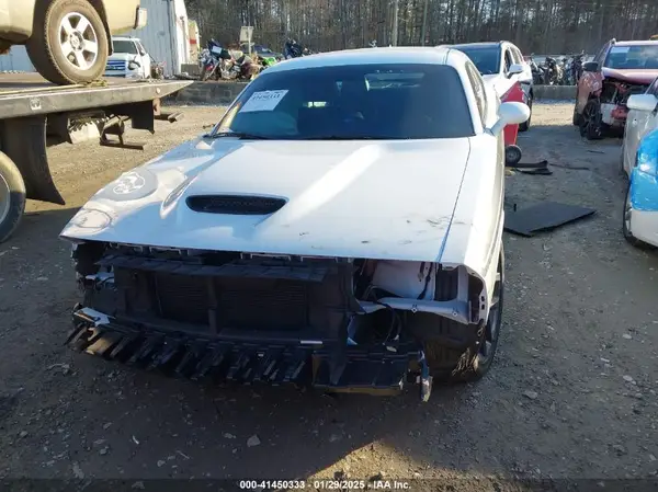 2C3CDZBT0MH517575 2021 DODGE CHALLENGER - Image 2