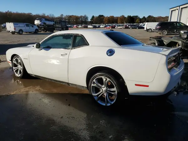 2C3CDZBT0MH559888 2021 DODGE CHALLENGER - Image 2