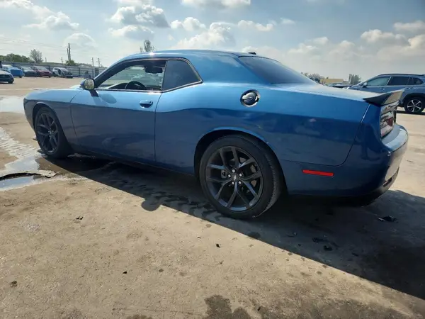 2C3CDZBT0MH590705 2021 DODGE CHALLENGER - Image 2